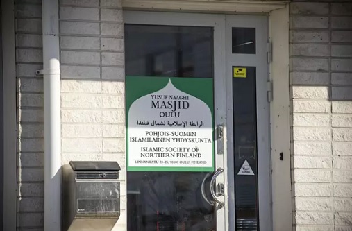 Käräjäoikeuden tuomitsema mies opetti uskontoa Oulun moskeijassa. Kuva: IS