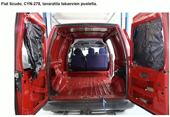Poliisi epäili naisen kuljettaneen ruumista Fiat Scudolla. Kuva: Poliisi