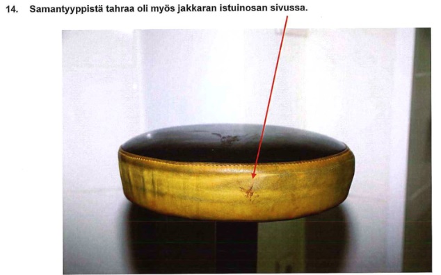 tahroja_tuolissa.jpg