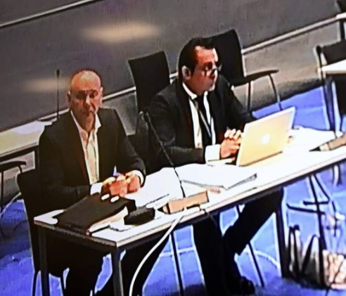Rangaistuksen koventamista vaaditaan ryhmän johtajan Tero Holopaisen (vasemmalla) ohella noin parillekymmenelle syytetylle. LEHTIKUVA / ANTTI AIMO-KOIVISTO