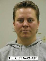 Entisen puolisonsa äidin surmannut Pekka Luukkonen on karannut vankeushistoriansa aikana kolmesti. (POLIISI)