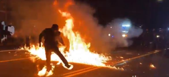 antifaninjan tossut tulessa.JPG