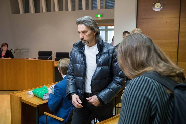 Igor Rogan tuomittiin kymmeneksi vuodeksi vankeuteen törkeästä huumausainerikoksesta. Kuva käräjäoikeuden istunnosta toukokuulta.