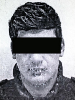 Irakilainen pedofiili&raiskari Amir A. poliisinaamakirjassa 12_2015.jpg