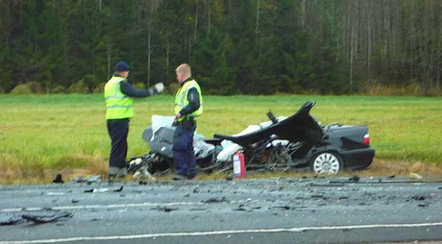 Kirkkonummi kolari.jpg