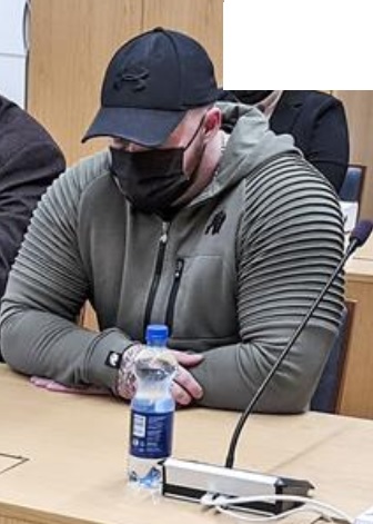 Syyttäjä ja henkirikoksen uhrin omaiset hakevat uhrin entiselle poikaystävälle tuomiota murhasta.