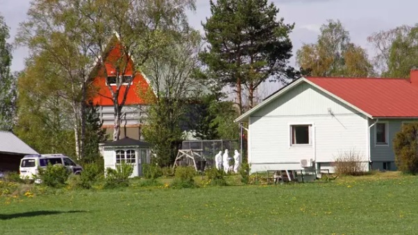 Tekninen tutkinta keskittyi maatilakeskuksen piha-alueeseen. KUVA: PEKKA SÖDERLUND
