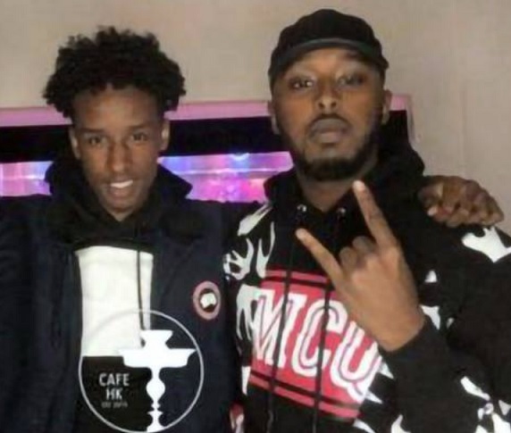Hengiltä saatiin ”Gucci” alias Faisal Abdikarim Mohamud (vasemmalla), rikollinen ja tunnettu raiskaaja. Gucci sai kohtuulliset 19 Kalasnikovin osumaa. ”Franky” alias Mohammed Hassan Abdirahim taas sai kymmeniä luoteja mm. reiteen ja suuret verisuonet pulputtivat miekkosen hengiltä.