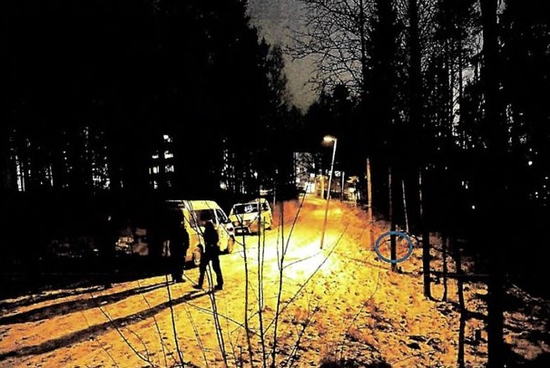 Pupuhuhdan henkirikos nousi julkisuuteen, kun nainen löytyi kuolleena pyörätieltä. Kuva on poliisin esitutkintamateriaalista. POLIISI