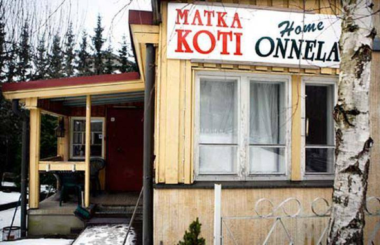 Onnelantien talo, joka on purettua ajat sitten.jpg