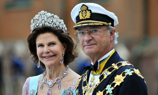 Kuningas Kalle Kustaa ja hänen Silviansa.jpg