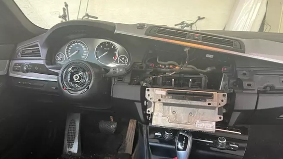 BMW.jpg