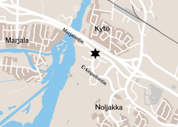 Puukotettu mies löytyi varhain tiistaina Erkinpellontien ja Marjalantien risteyksestä.