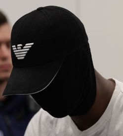 Abshir Muye kertoo suuttuneensa, kun kuuli toisen vangin olevan seksuaalirikollinen. Hän muutti oikeudessa kertomustaan ja otti vastuun uhrin kuolemasta. MATTI MATIKAINEN