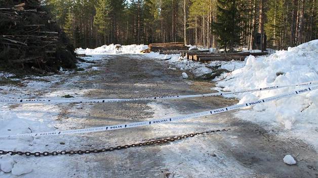 Petäjävedellä miehen kuoliaaksi ampunut poliisi ei joudu teostaan syytteeseen. KUVA Hanna Mäkinen.jpg