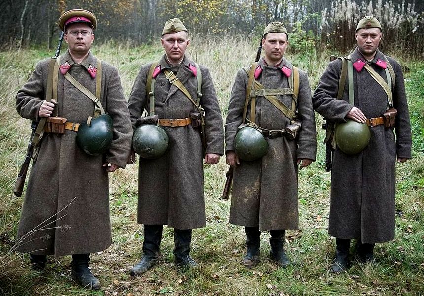 Venäläisten LKP talvivarustus 2022.jpg