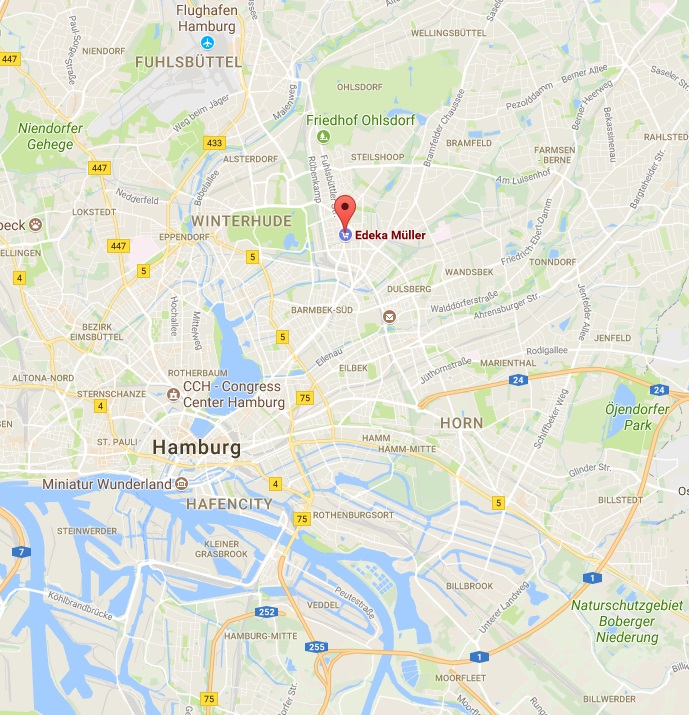 Edeka Müller, Fuhlsbüttler Straße on Hampurin keskustan ja lentokentän välissä, todella vilkasta aluetta.jpg