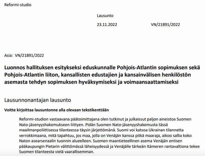 Panu_panee_lausuntoa.jpg