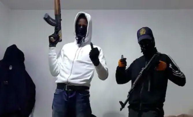 sotaa_ja_vainoa_paenneita_rauhan_uskonnon_edustajia.jpg