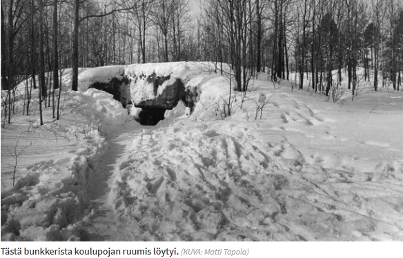Tästä bunkkerista koulupojan ruumis löytyi. (KUVA: Matti Tapola)