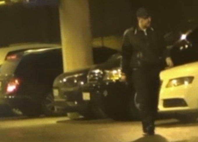Kuvan henkilö liittyy tapaukseen. Kuvakaappaus poliisin videolta via mtv.fi.