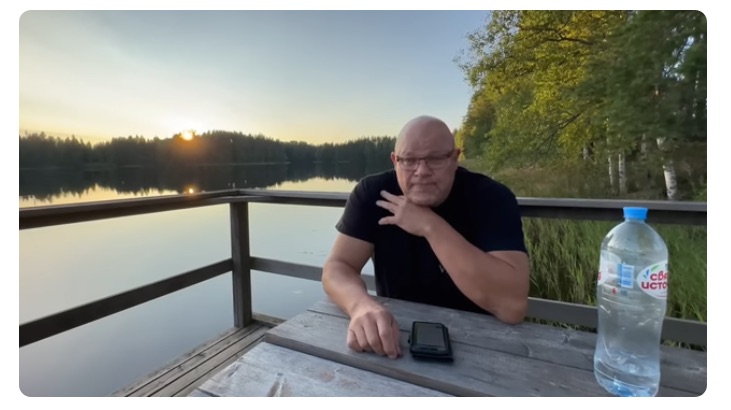 VKK_Anon_pullovesi.jpg