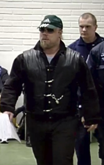pizzeriamurhat_oikeudessa1.jpg