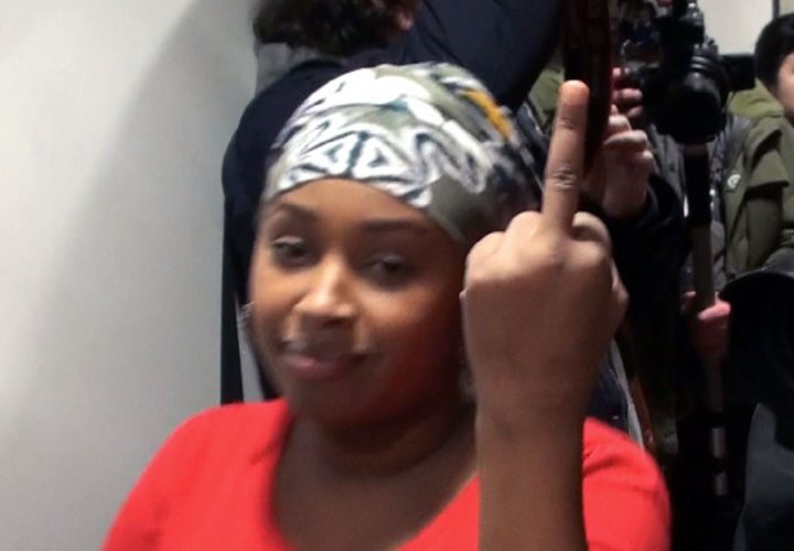Ylimielinen umpeenommeltu somaliakka oikeudessa.jpg