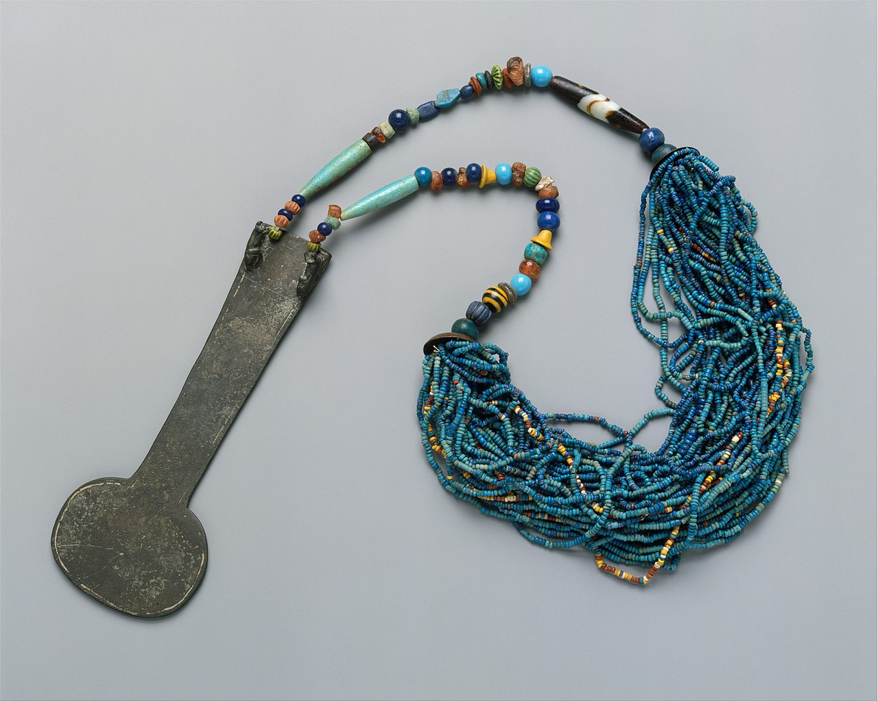 1280px-Menat_necklace_from_Malqata_MET_DT234778.jpg