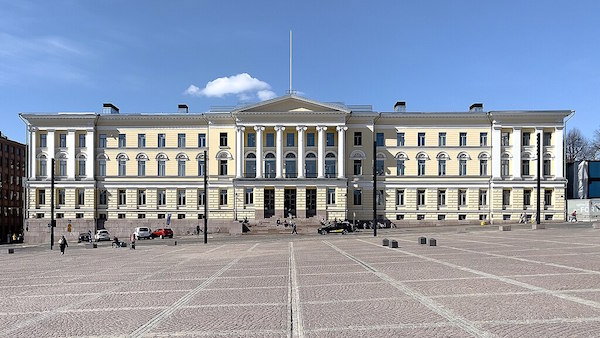 1024px-University_of_Helsinki,_Main_Building_(52890870759).jpg