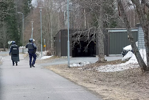 Mäntän Kukkarokivellä2.jpg