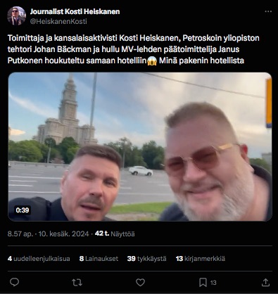 Putinistipojat_Moskovassa.jpg