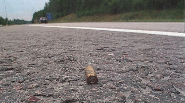 Porvoon moottoritiellä löytyi hylsy.jpg