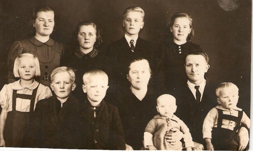 Loukon perhe 1940.jpg