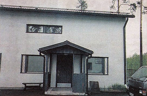 Veritekojen tekopaikka teollisuushallin päädyn asunto.jpg