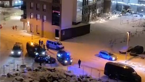 Helsingin poliisilla oli näyttävä kiinniotto Pasilassa torstaina 5. joulukuuta.jpg