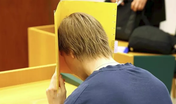 abin_surmaaja_taas_oikeudessa.jpg