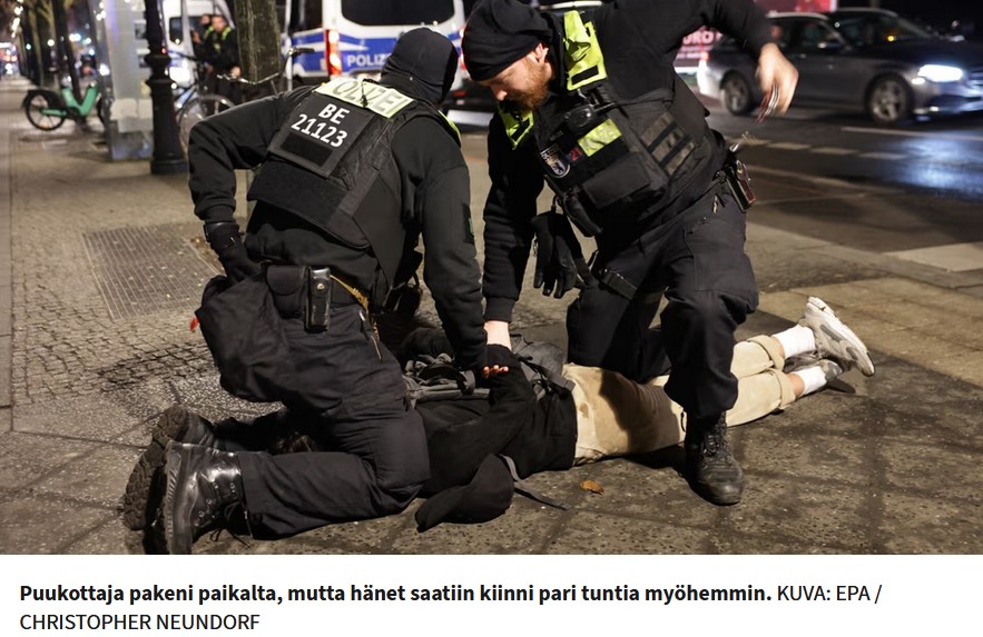 "19-vuotias" syyrialaismies niputettuna.