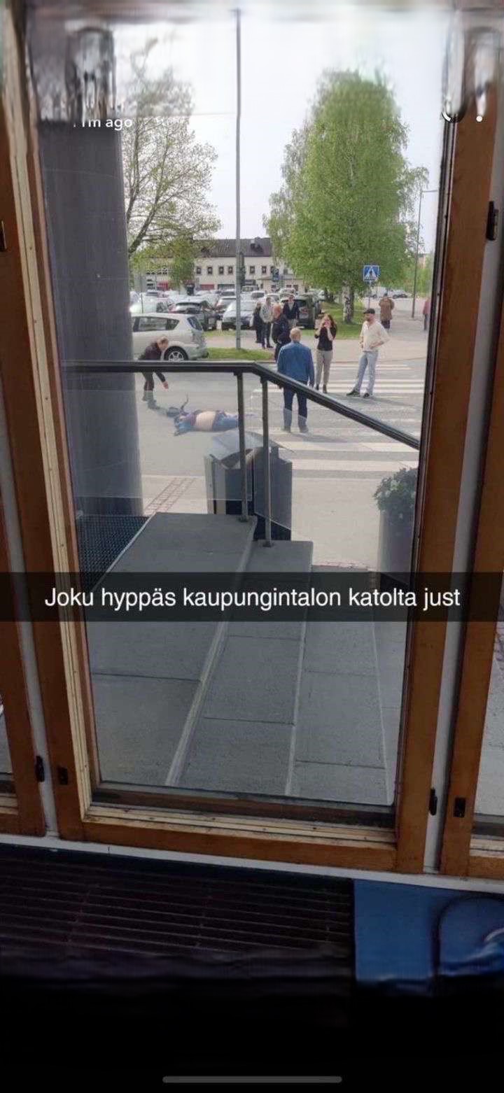 1000000090.jpg
