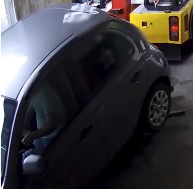 Kuvakaappaus videolta IS.
