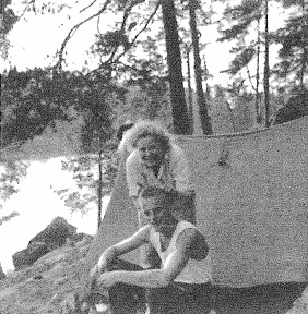 Jäppinen ja Sahakangas Sorvanlammella tai Sorkissa.jpg