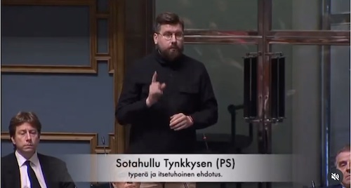 Sotahullu_Tynkk.jpg