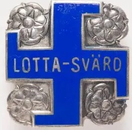 Jussi Talvitie kirjoitti Twitter - Xssä - Jos tämän logon saa patsaaseen, ettei kukaan pahastu. Niin ihme on tapahtunut..jpg