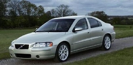 Mikkeli 02-11-2025 Volvo S60 vm2007.jpg
