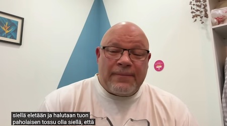 VKK_Ano_paholaisen_tossun_alla.jpg