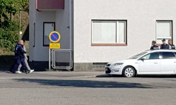 Hyttinen_kiinniotto.jpg