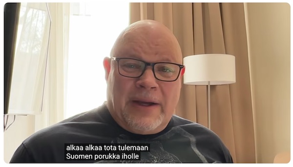 VKK_Ano_Suomen_porukka_iholle.jpg