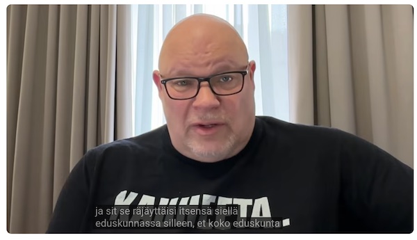 VKK_Ano_pommi_eduskuntaan.jpg