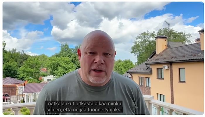 VKK_Ano_matkalaukut_tyhjiksi.jpg