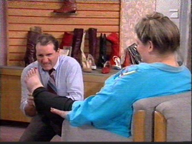 Al Bundy - Rehellinen kenkäkauppias.jpg